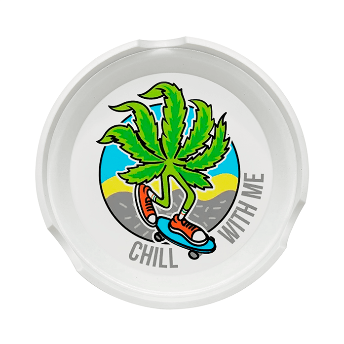 plastic-ashtray-3