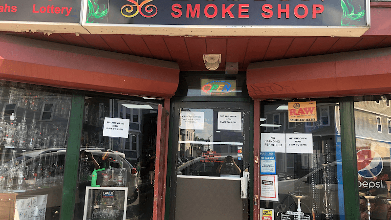 where can you smoke cigarettes in boston shop & convenience store, MA City Smoke Shop, 167 Newbury
