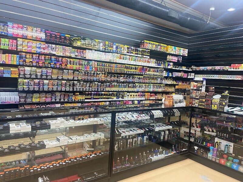 smoke source tobacco and vape Vaping vs Smoking no drilling Zaza Smoke & Vape 
